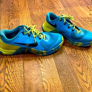 Metcon 2 size 7.5 Nike